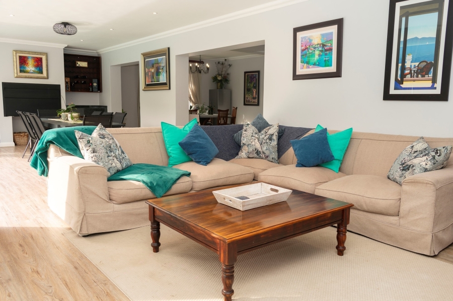 4 Bedroom Property for Sale in Walmer Eastern Cape